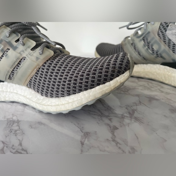 Adidas UltraBoost x Undefeated Shift Grey Men’s Running Sneaker - Picture 10 of 15